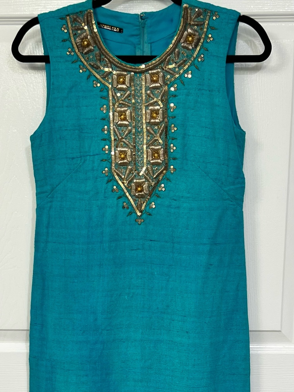 Indian 100% Silk Sleeveless Tunic with Gold Embellished V-Neck (Vintage 1960’s)